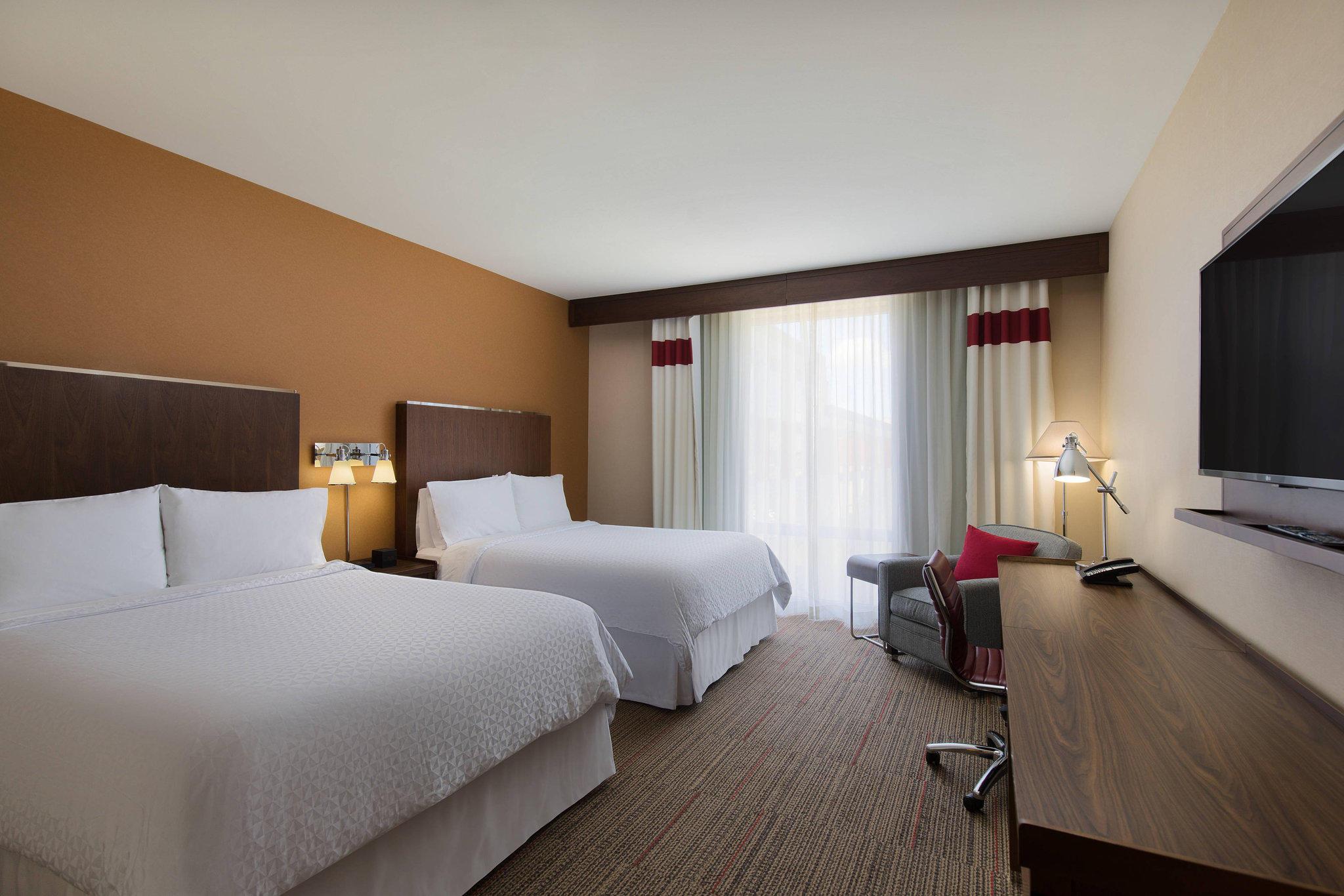 Four Points By Sheraton Seattle Airport South Des Moines Exterior photo