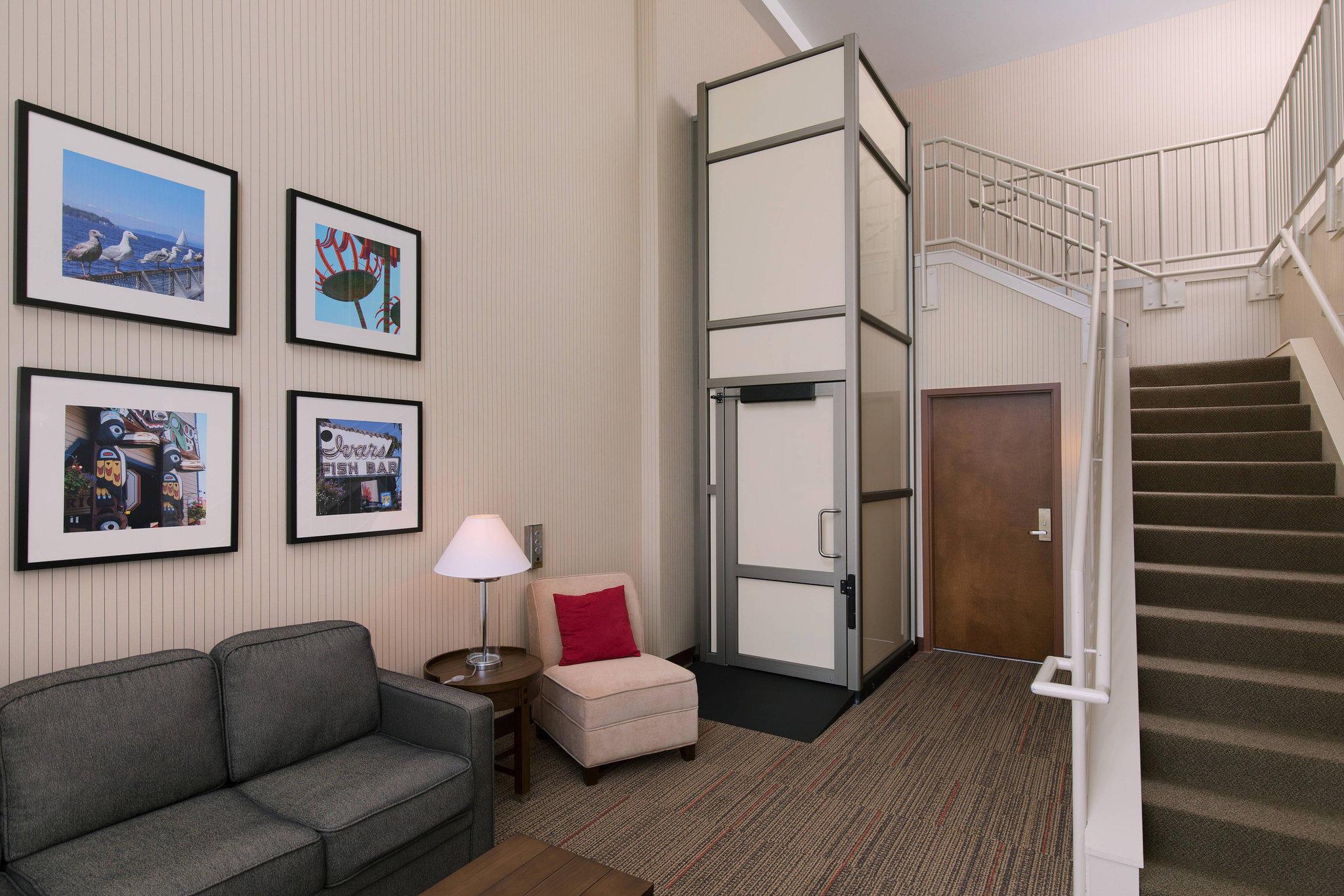 Four Points By Sheraton Seattle Airport South Des Moines Exterior photo